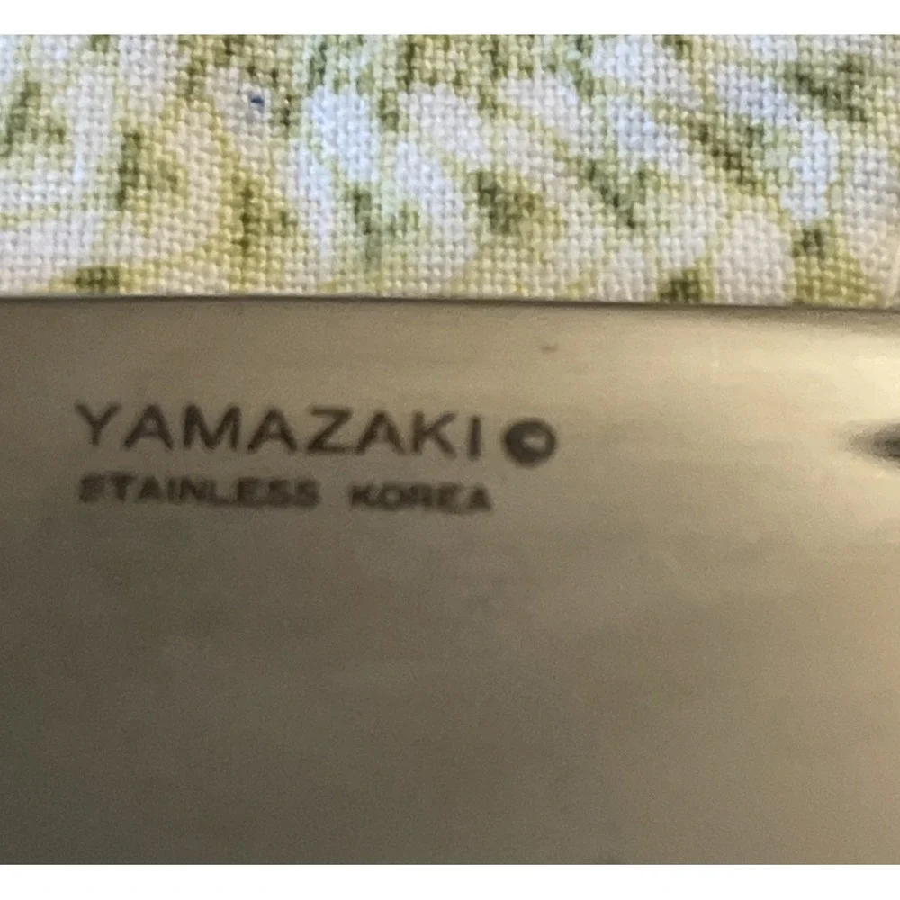 Yamazaki Cara Dinner Knife Gold Accent Glossy Stainless Japan Flatware Set‎ Of 4